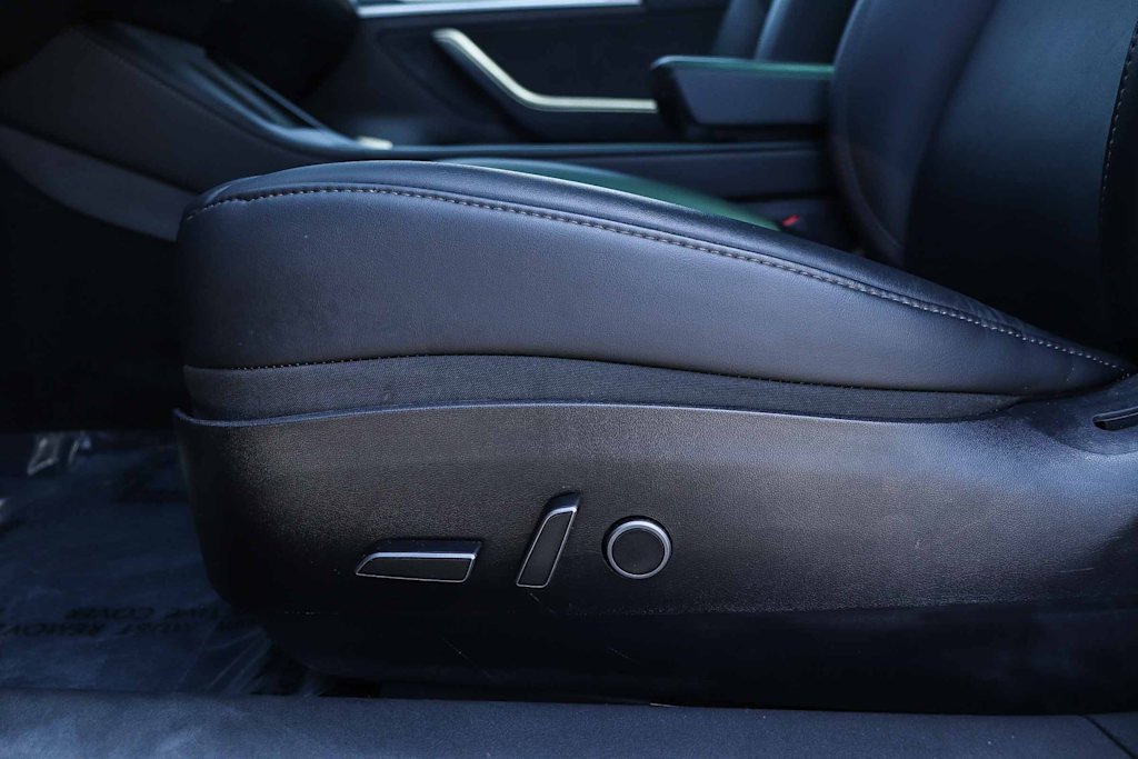 Thumbnail: 2023 Tesla Model 3 - 21