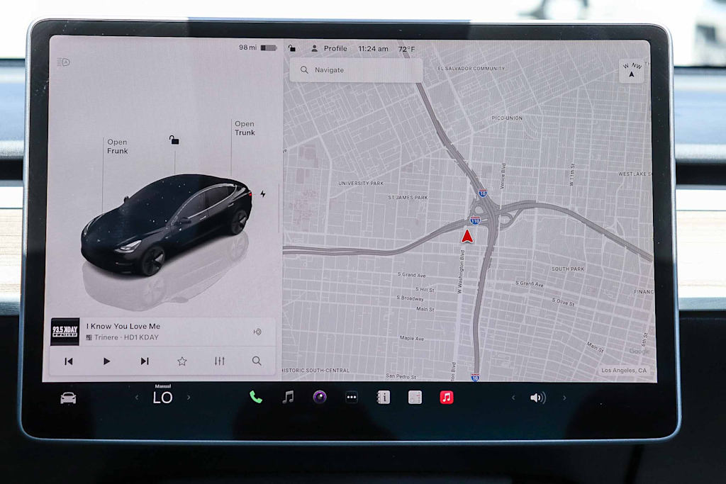 Thumbnail: 2023 Tesla Model 3 - 12