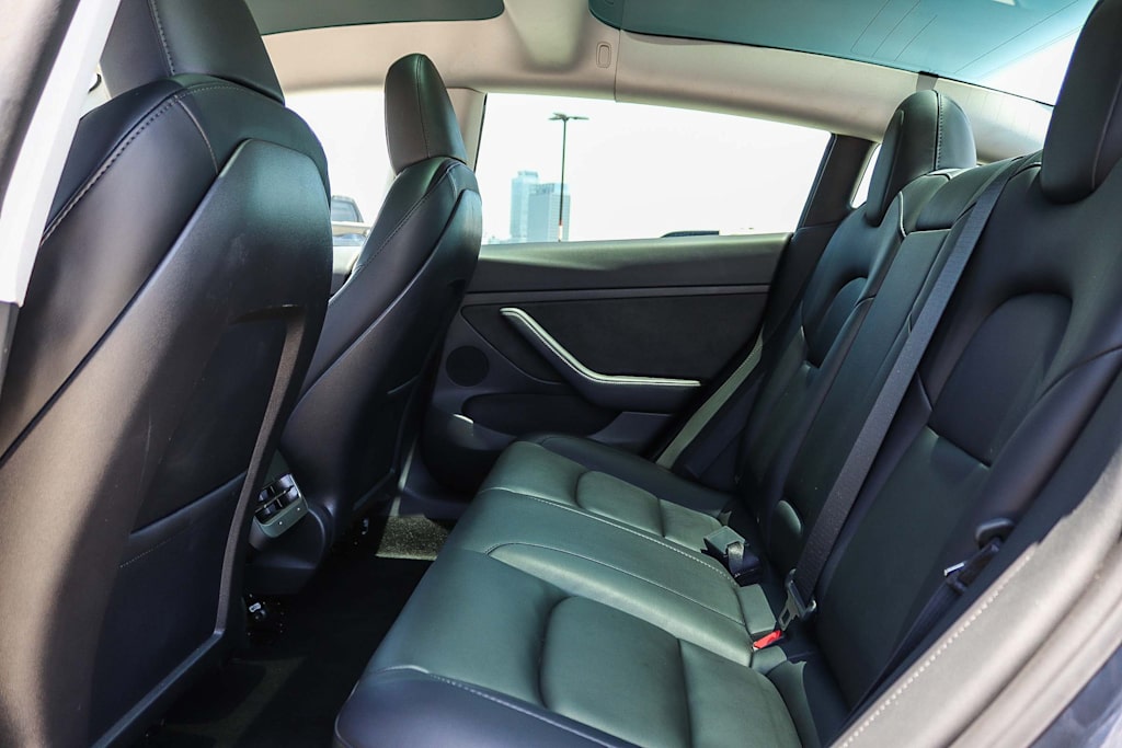 Thumbnail: 2023 Tesla Model 3 - 11