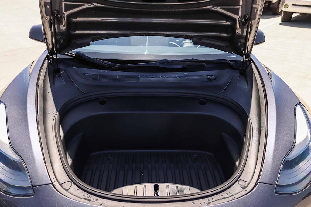Thumbnail: 2023 Tesla Model 3 - 26