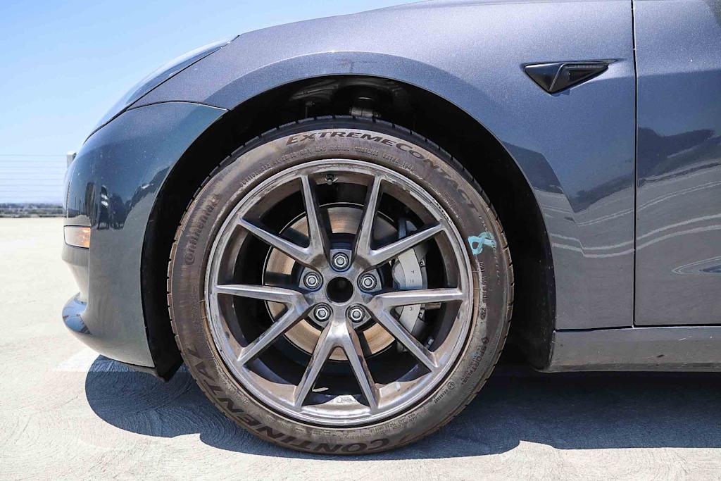 Thumbnail: 2023 Tesla Model 3 - 18