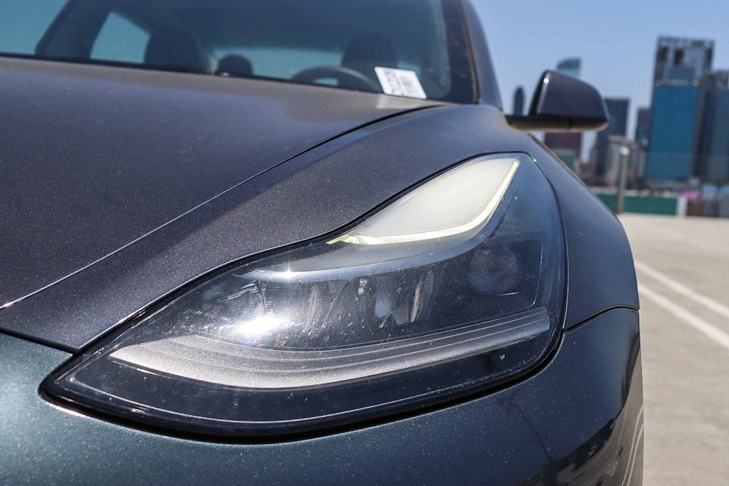 Thumbnail: 2023 Tesla Model 3 - 16