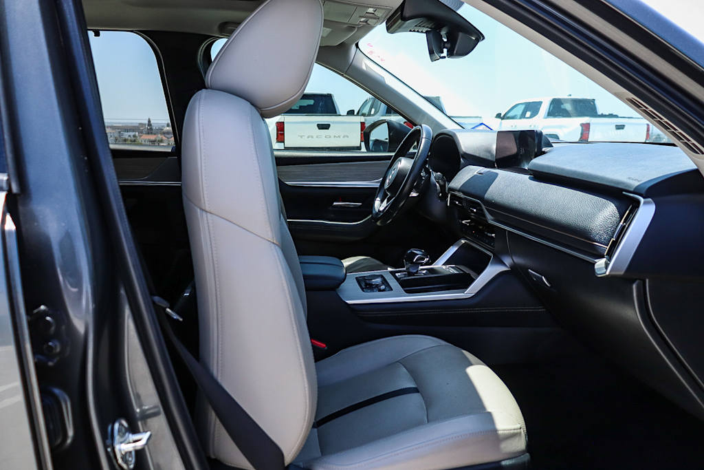 Thumbnail: 2024 Mazda CX-90 - 10
