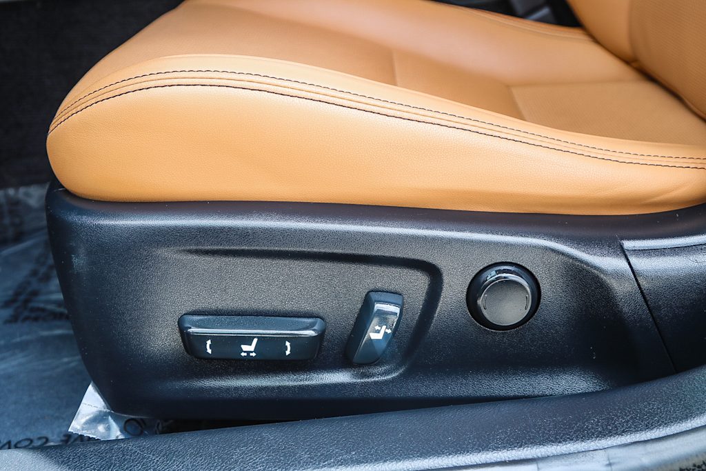 Thumbnail: 2014 Lexus IS - 27
