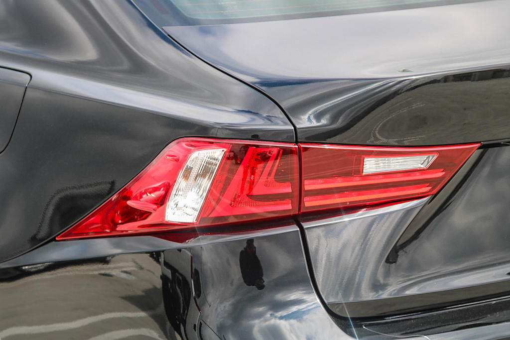 Thumbnail: 2014 Lexus IS - 21