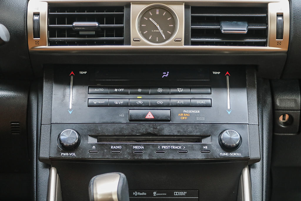 Thumbnail: 2014 Lexus IS - 23