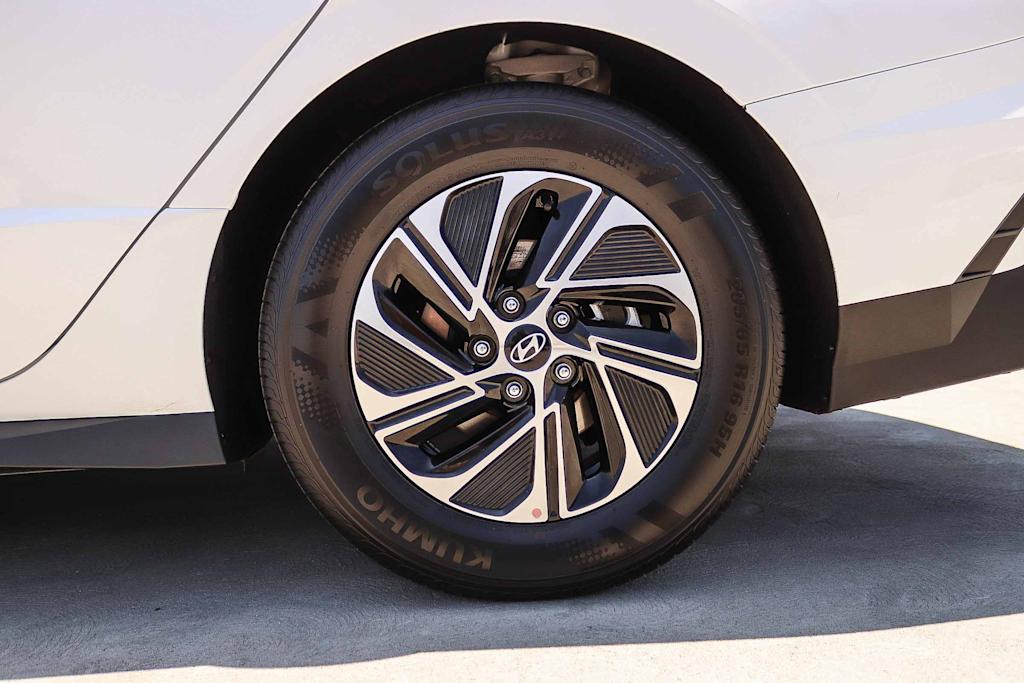 Thumbnail: 2026 Hyundai Sonata - 6