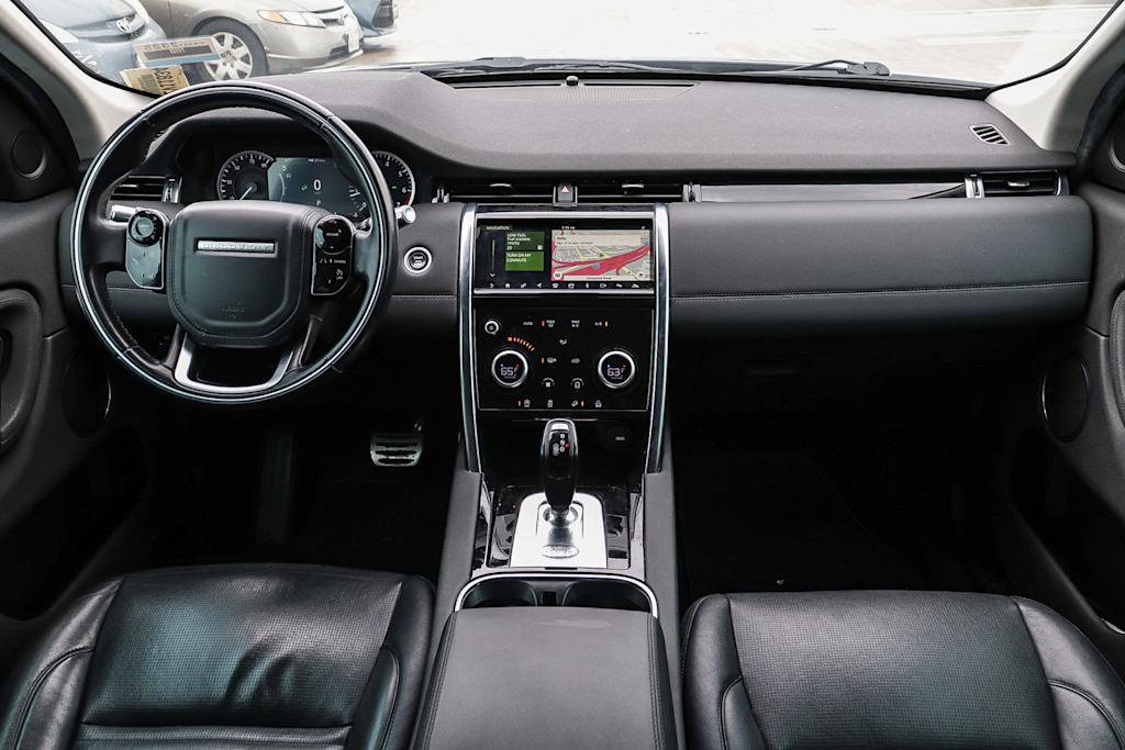 Thumbnail: 2020 Land Rover Discovery Sport - 2
