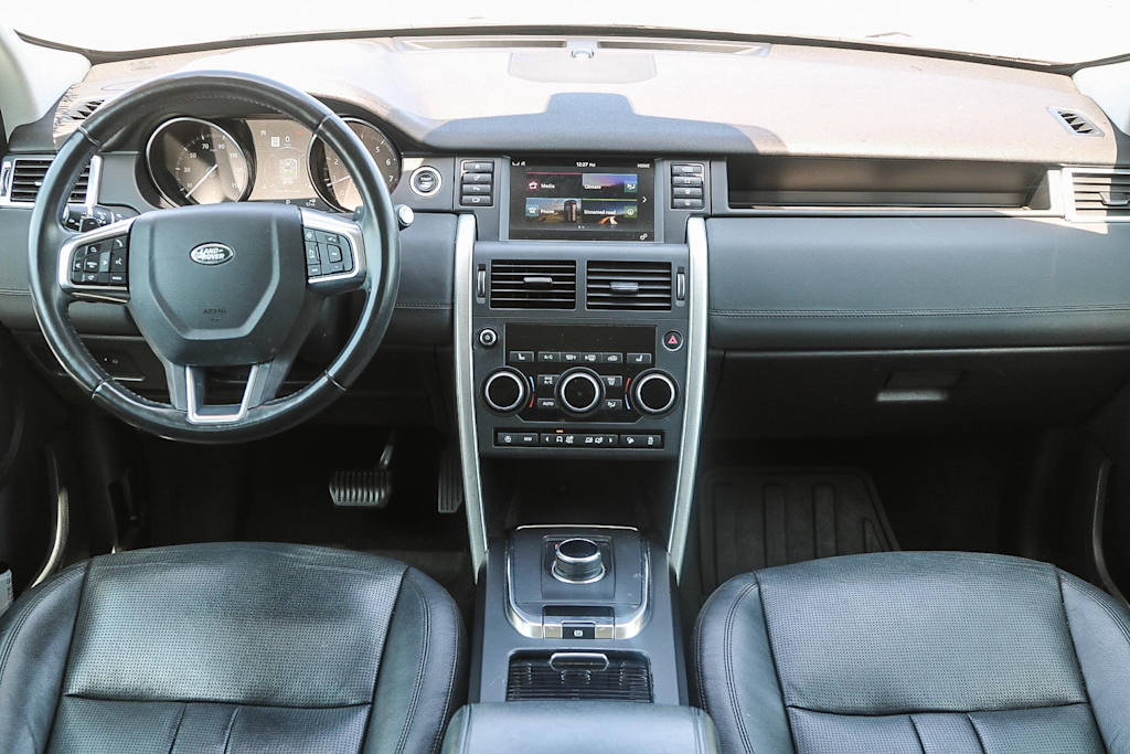Thumbnail: 2018 Land Rover Discovery Sport - 2