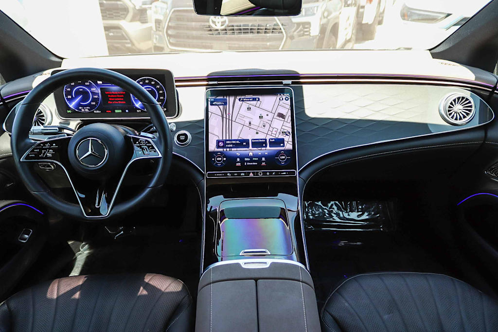Thumbnail: 2023 Mercedes-Benz EQS - 2
