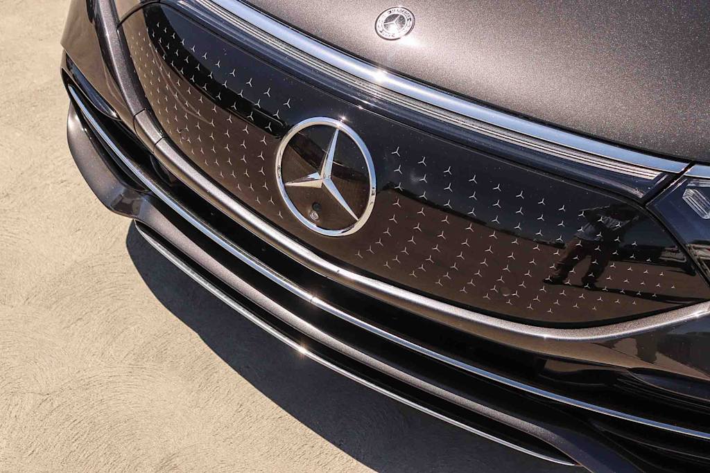 Thumbnail: 2023 Mercedes-Benz EQS - 6