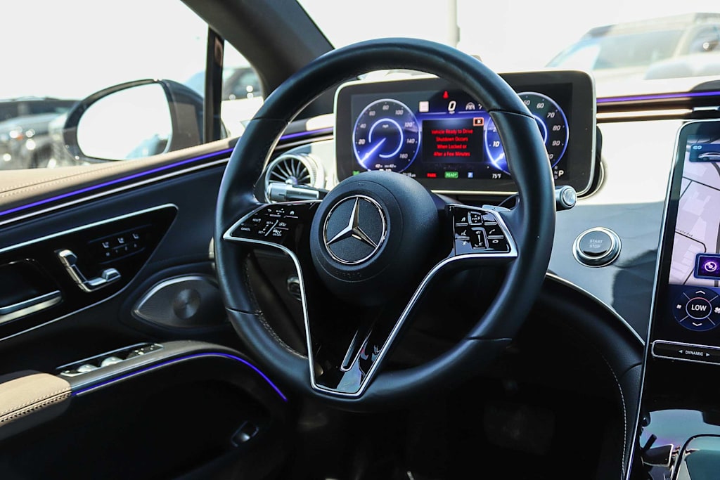 Thumbnail: 2023 Mercedes-Benz EQS - 8
