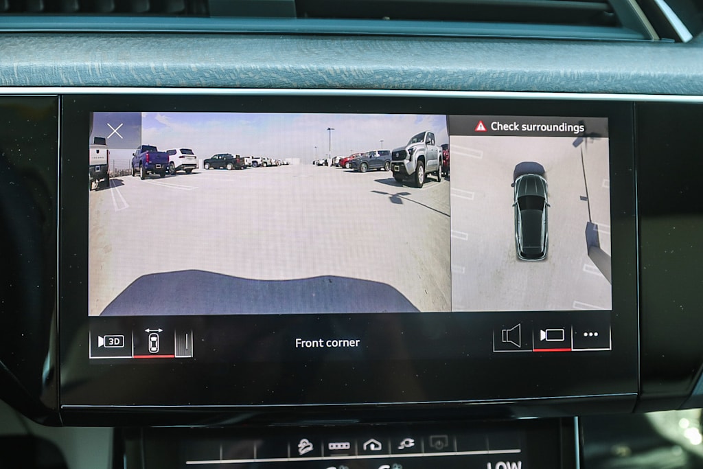 Thumbnail: 2024 Audi Q8 e-tron - 27