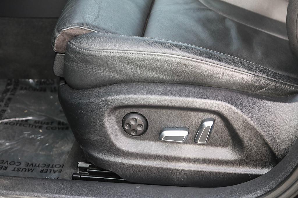 2018 Audi Q3 Premium Plus 24