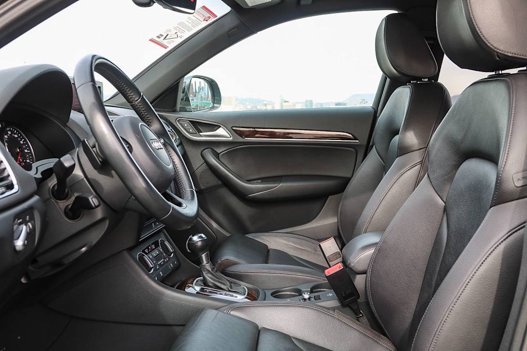 2018 Audi Q3 Premium Plus 11