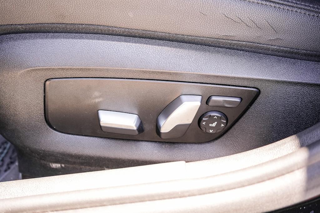 Thumbnail: 2018 BMW 5 Series - 24