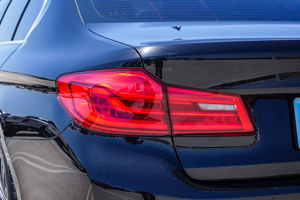 Thumbnail: 2018 BMW 5 Series - 21