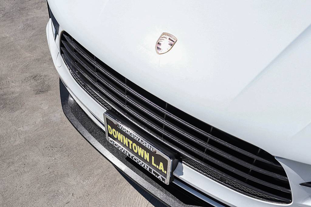 Thumbnail: 2021 Porsche Macan - 6