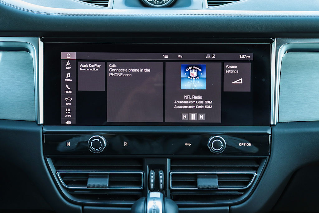 Thumbnail: 2023 Porsche Macan - 14