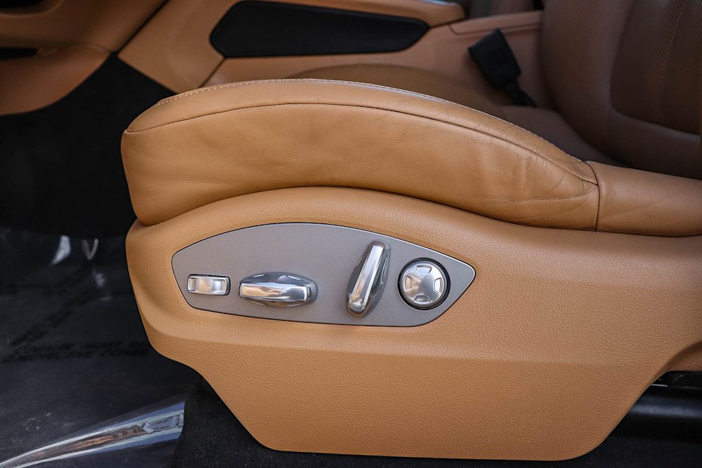 Thumbnail: 2017 Porsche Macan - 25