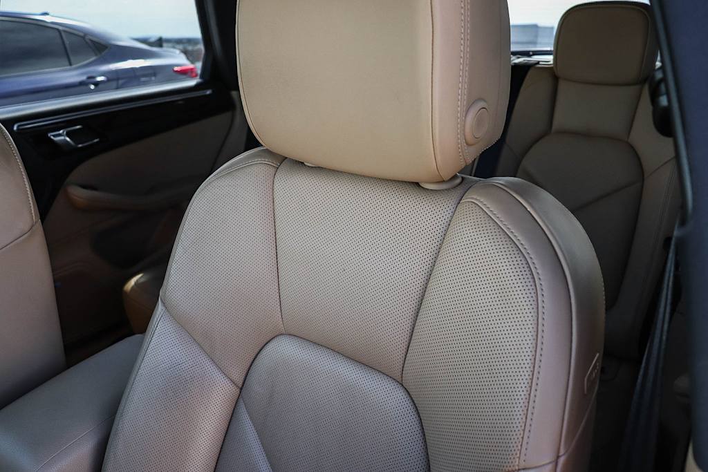 Thumbnail: 2017 Porsche Macan - 29