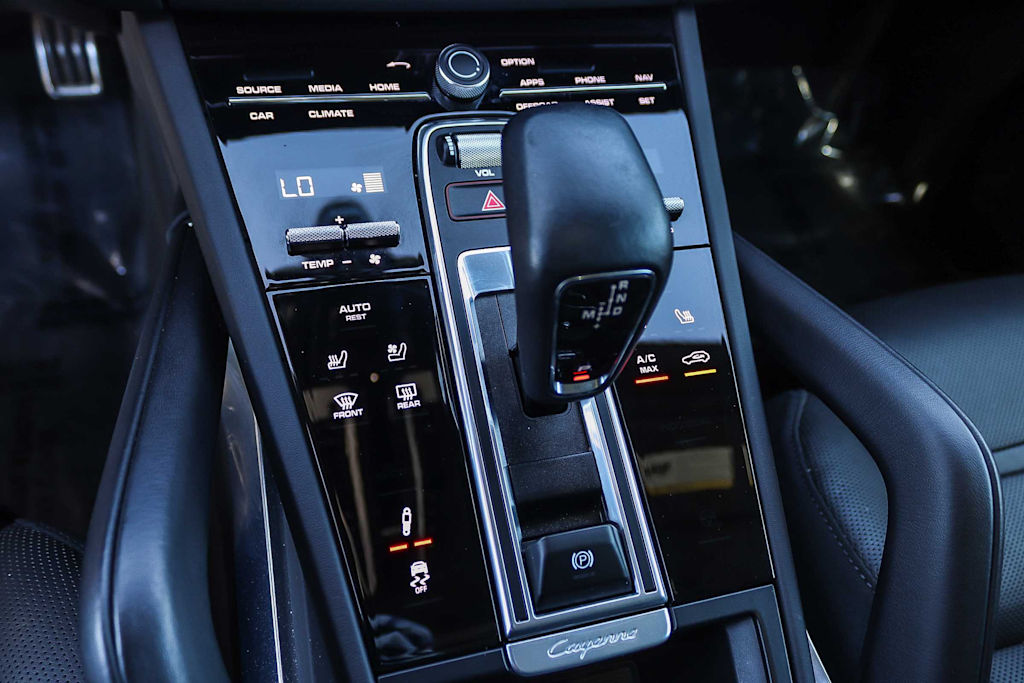 Thumbnail: 2023 Porsche Cayenne - 14