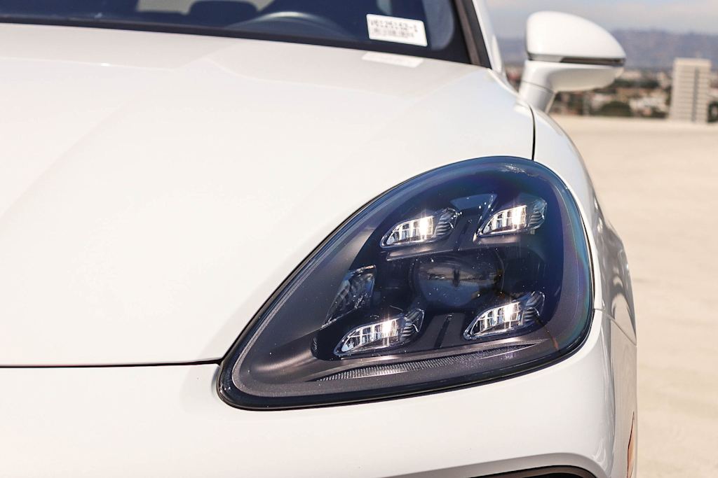Thumbnail: 2023 Porsche Cayenne - 19