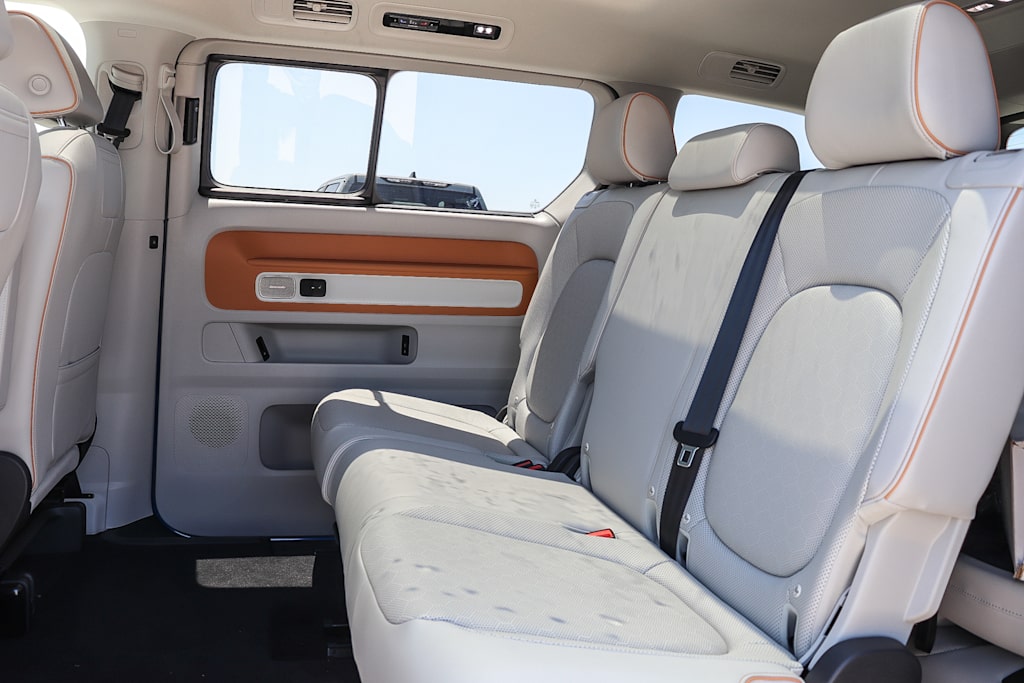 Thumbnail: 2025 Volkswagen ID.Buzz - 11