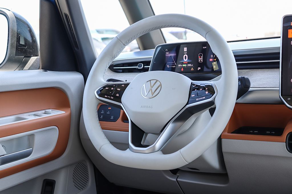 Thumbnail: 2025 Volkswagen ID.Buzz - 12