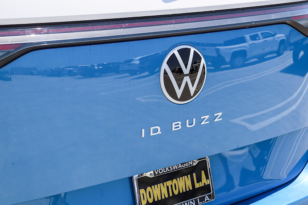 Thumbnail: 2025 Volkswagen ID.Buzz - 6
