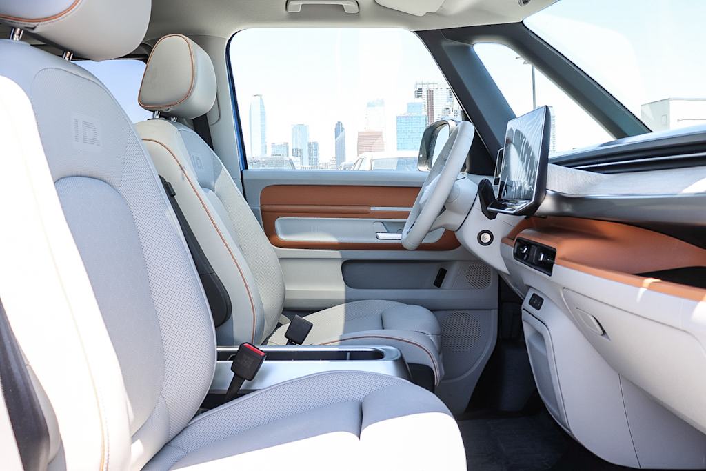 Thumbnail: 2025 Volkswagen ID.Buzz - 9