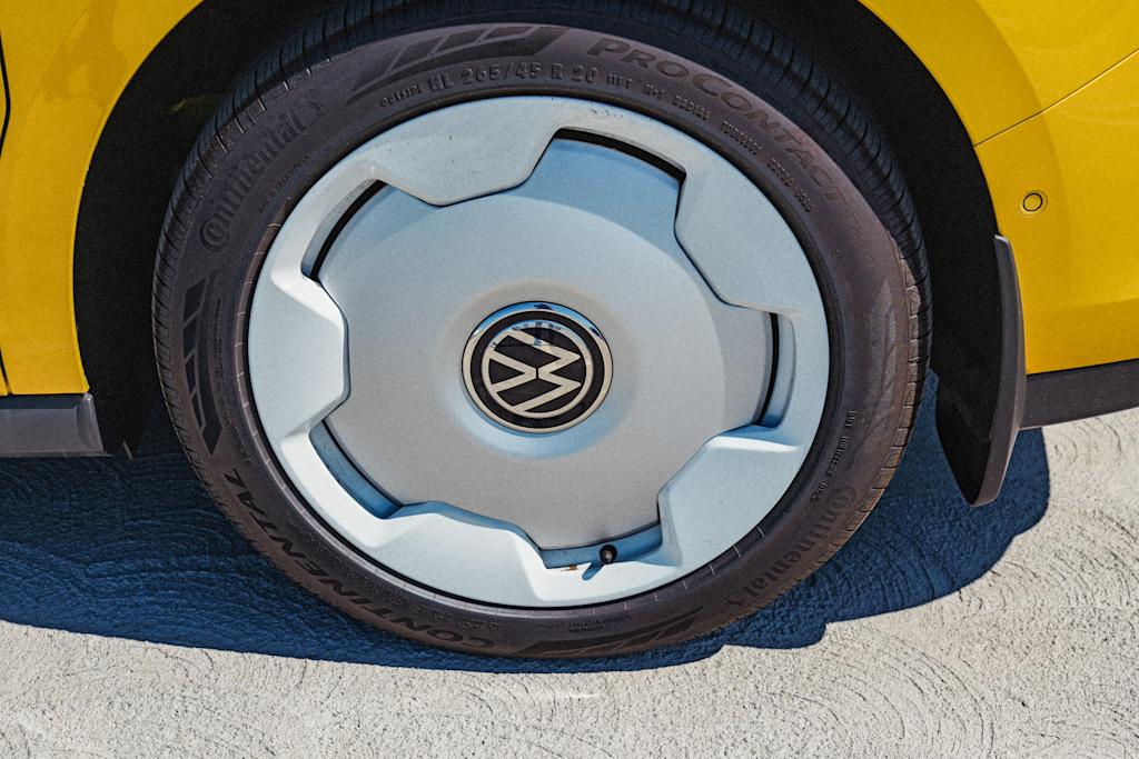 Thumbnail: 2025 Volkswagen ID.Buzz - 21