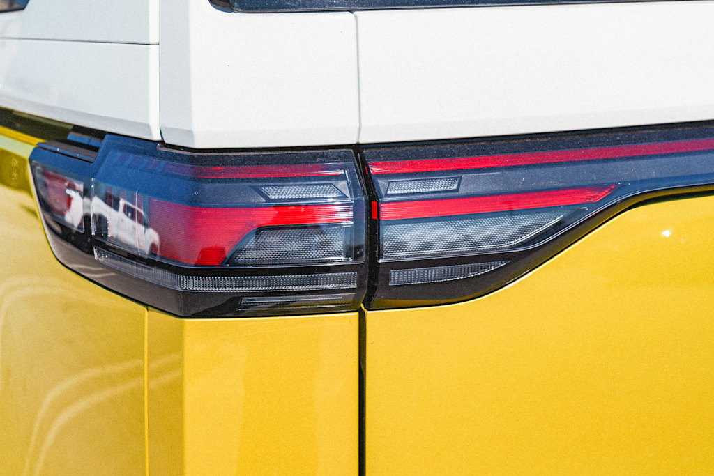 Thumbnail: 2025 Volkswagen ID.Buzz - 18