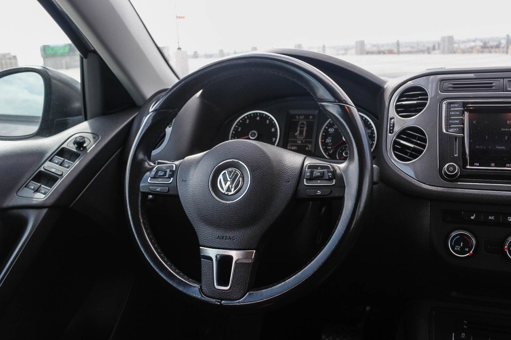 2017 Volkswagen Tiguan S 7