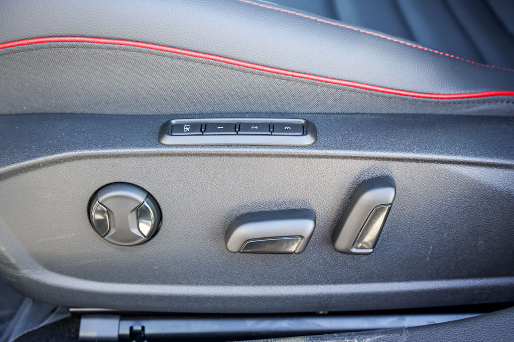 Thumbnail: 2026 Volkswagen Golf - 22