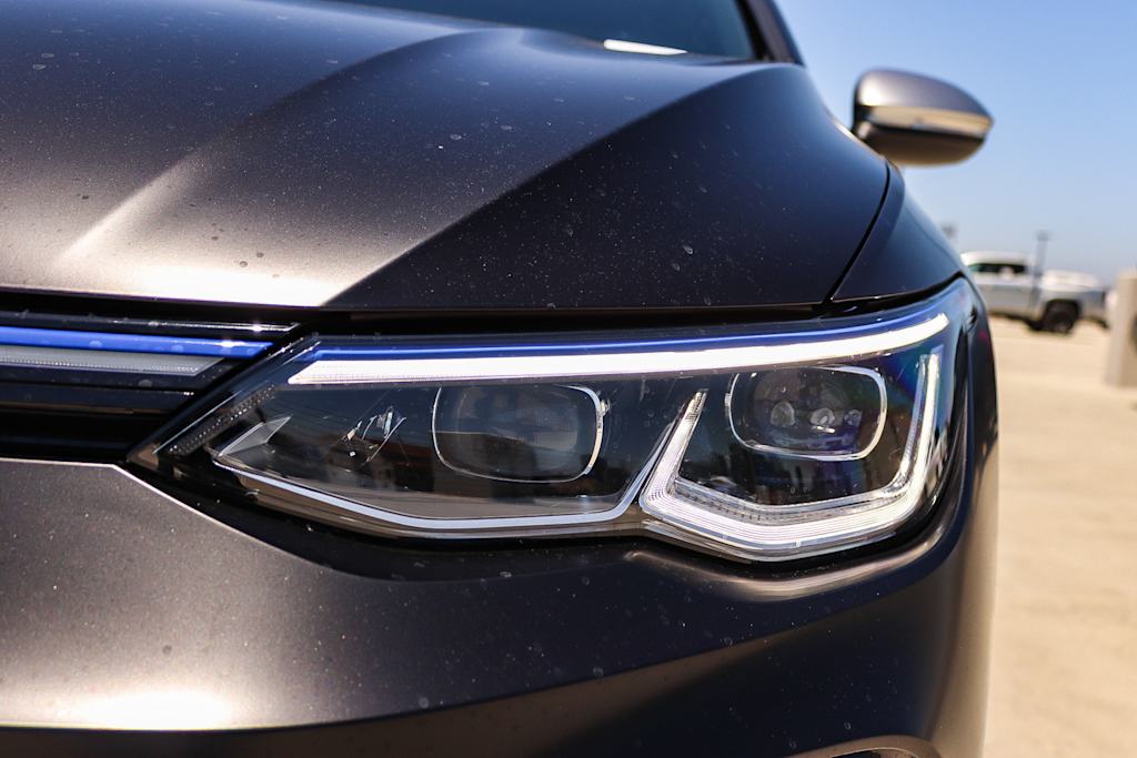 Thumbnail: 2022 Volkswagen Golf - 16