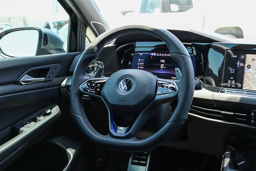 Thumbnail: 2022 Volkswagen Golf - 8