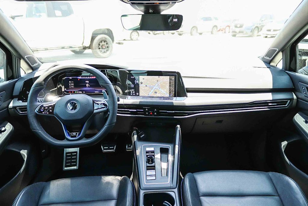 Thumbnail: 2022 Volkswagen Golf - 2