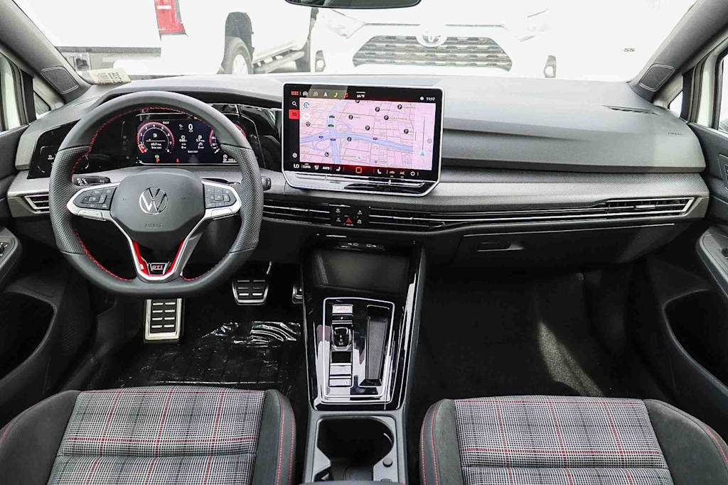 Thumbnail: 2026 Volkswagen Golf - 2