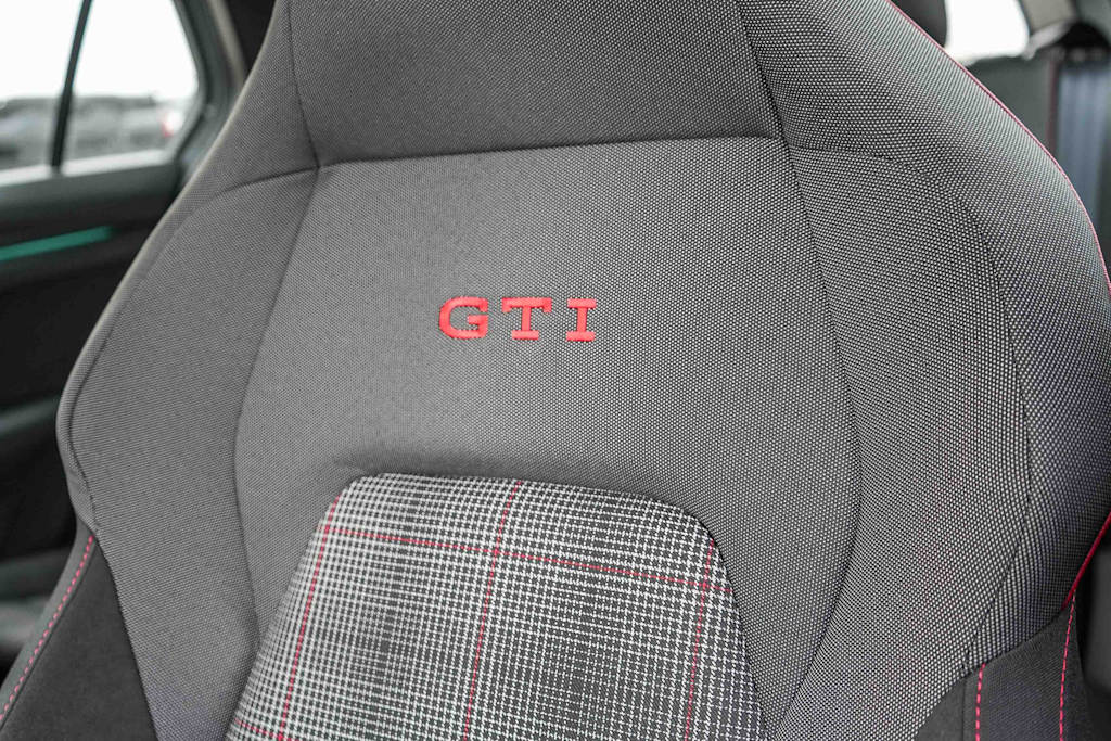 Thumbnail: 2026 Volkswagen Golf - 26