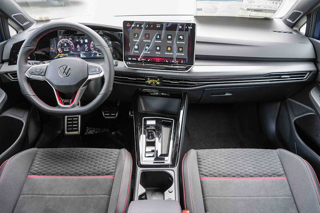 Thumbnail: 2026 Volkswagen Golf - 2