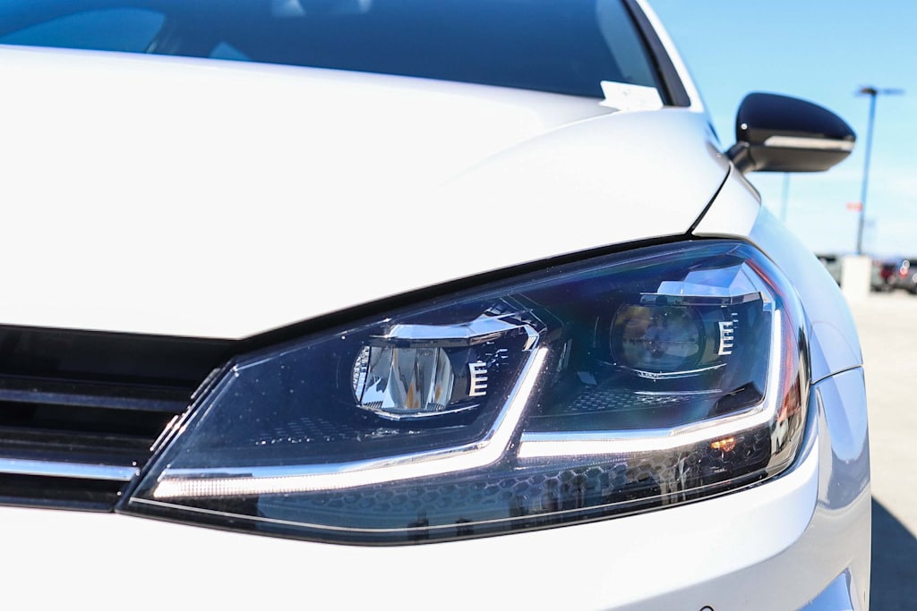 Thumbnail: 2019 Volkswagen Golf - 19