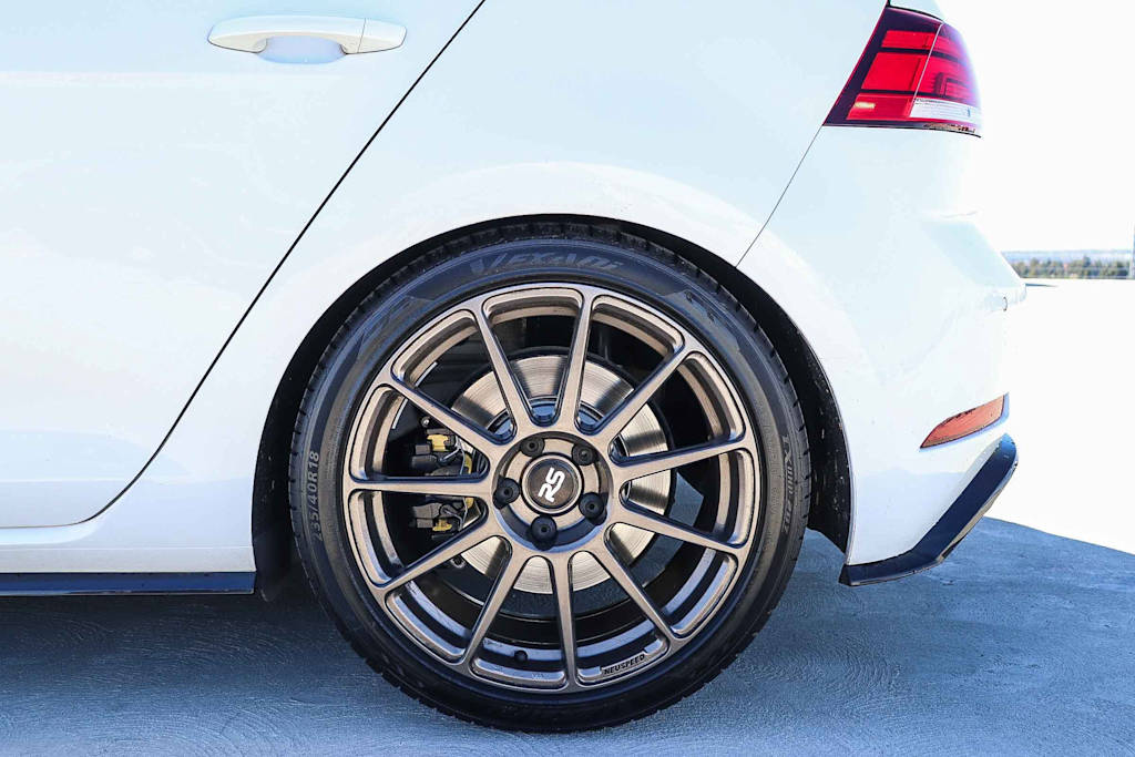 Thumbnail: 2019 Volkswagen Golf - 7