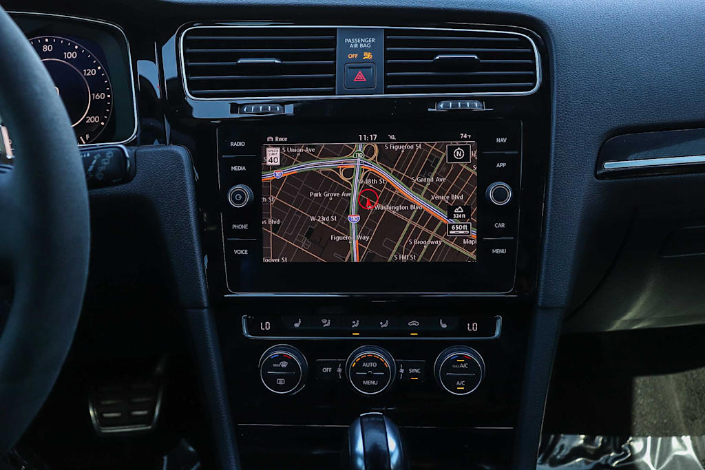 Thumbnail: 2019 Volkswagen Golf - 13