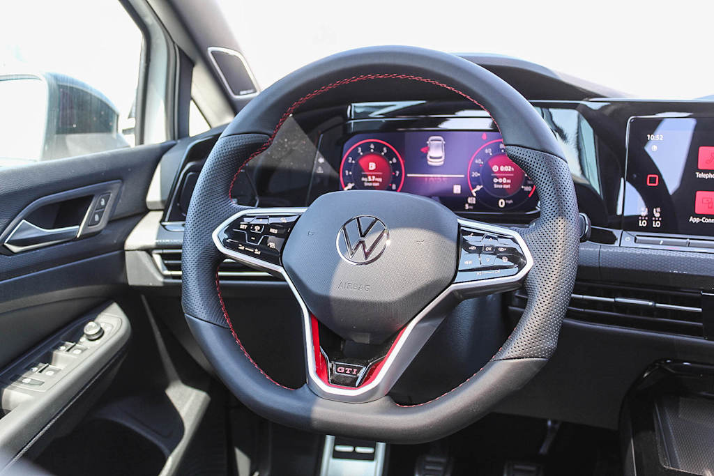 Thumbnail: 2024 Volkswagen Golf - 10