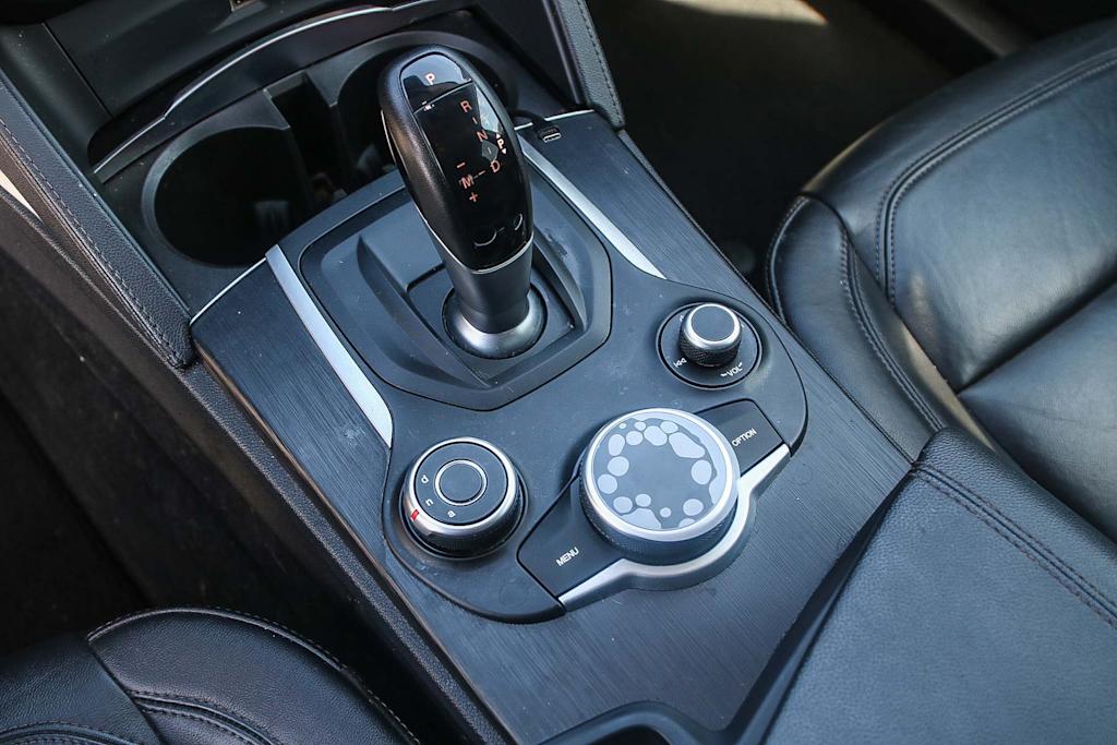 Thumbnail: 2019 Alfa Romeo Stelvio - 11
