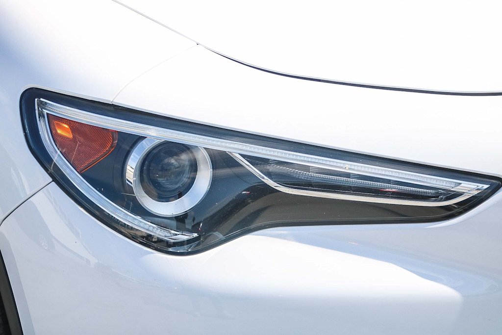 Thumbnail: 2019 Alfa Romeo Stelvio - 15