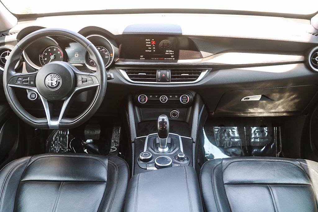 Thumbnail: 2019 Alfa Romeo Stelvio - 2