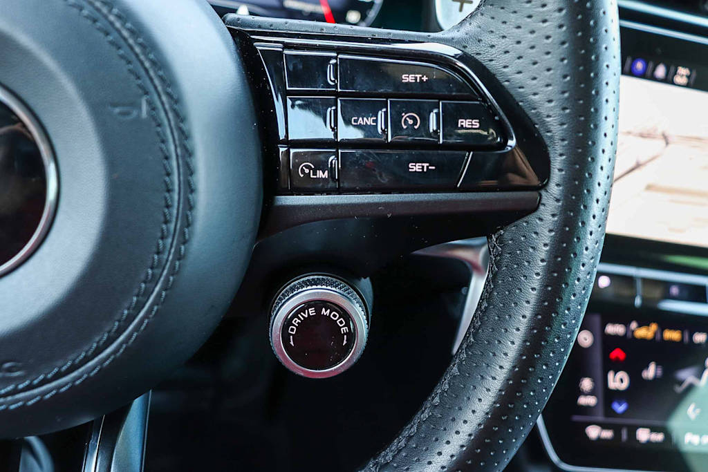 Thumbnail: 2024 Maserati Grecale - 26