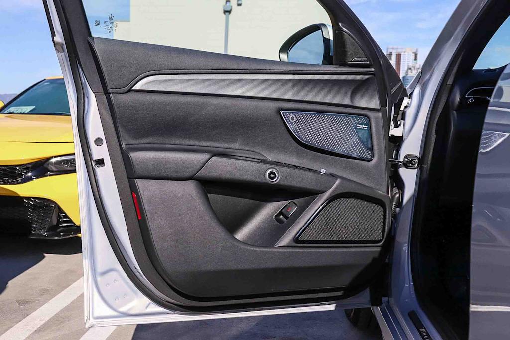 Thumbnail: 2024 Maserati Grecale - 24